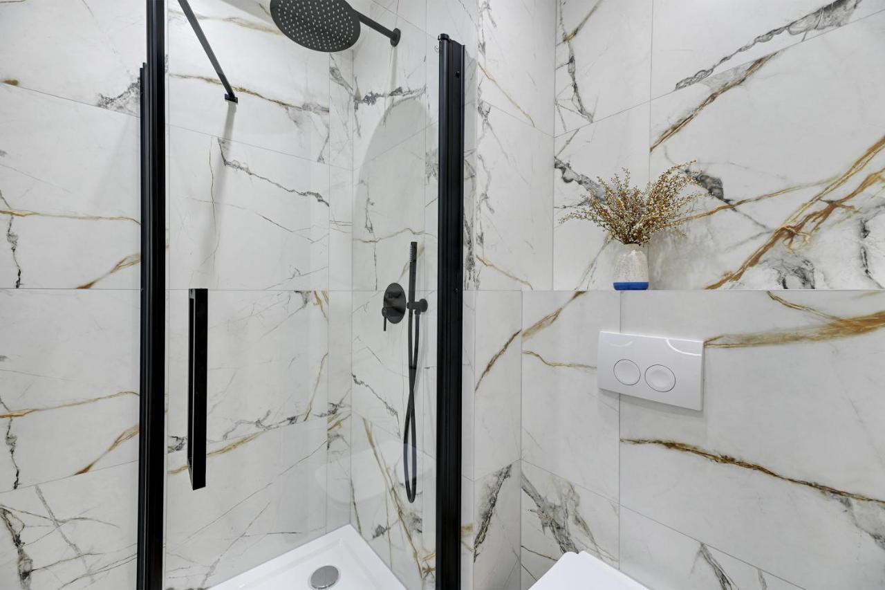 T8- Tetmajera Guest house